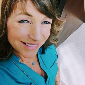 Meet your Posher, Teri